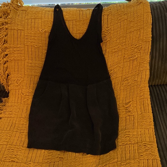 Boutique Black cocktail mesh silk dress - Picture 2 of 8